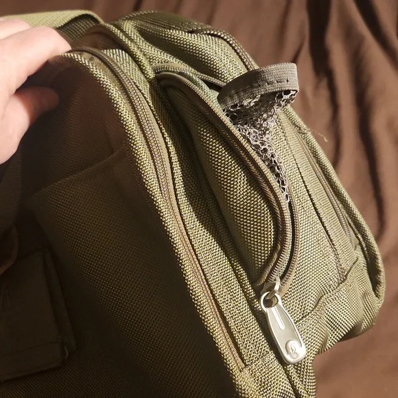 Atlantic Luggage Company Carry On bag Green - Picture 12 of 13